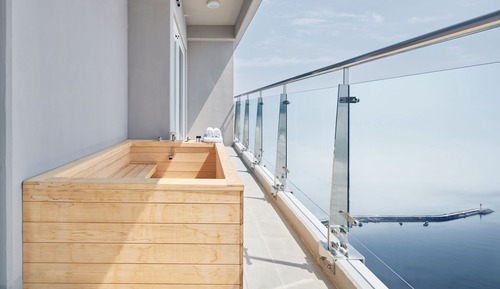 [8PM Checkin] Presidential Spa Suite - extra 30,000 KRW extended stay