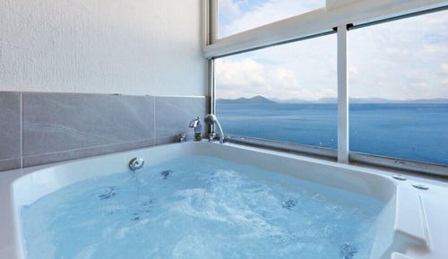 Room (A-203 duplex spa)