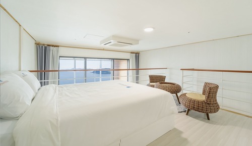 Room, Ocean View, Whirlpool Spa, Netflix (203)