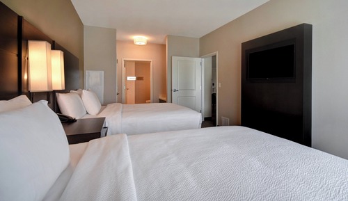 Suite, 1 Bedroom (Mobility Accessible, Roll-In Shower)