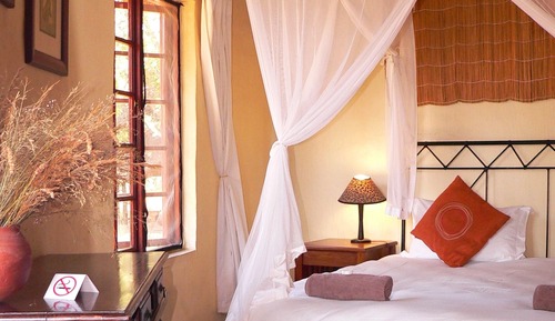 Chalet, 2 Bedrooms (Bushbuck Cottage)