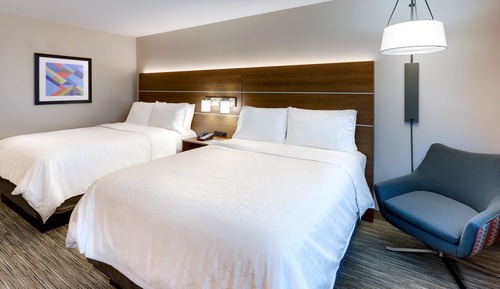 Suite, 2 Queen Beds, Accessible (Comm, Mobil, Access Tub)