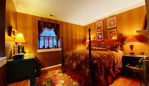 Deluxe Suite (Pierpoint suite)