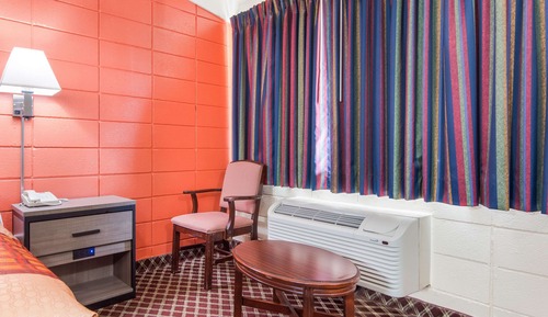 Standard Room, 1 Queen Bed, Non Smoking