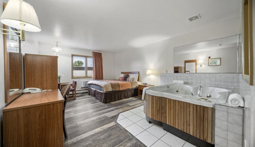 Suite, 1 King Bed