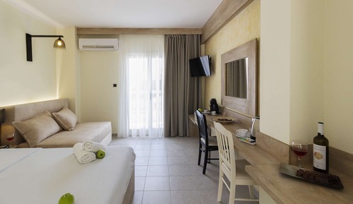 Superior Triple Room