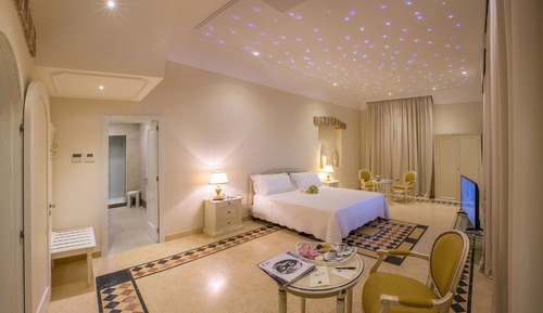 Deluxe Suite (Spa Access)