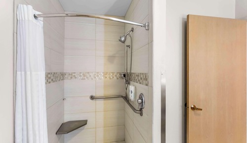 Room, 2 Queen Beds, Accessible, Non Smoking