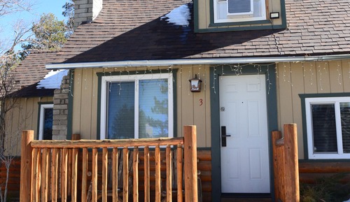 Standard Cabin, Multiple Beds, Private Bathroom, Mountain View (003 1BR 1Q 1FT)