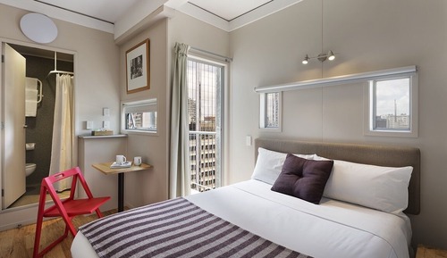 Deluxe Studio, 1 Double Bed (High Floor)