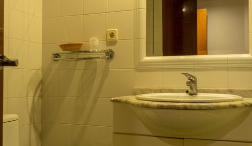 Single Room (Accesible)