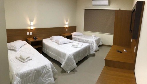 Family Room, 1 Bedroom