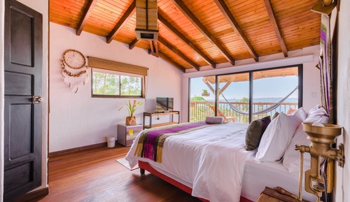 Superior Room, 1 King Bed