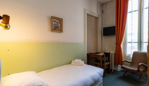 Standard Single Room