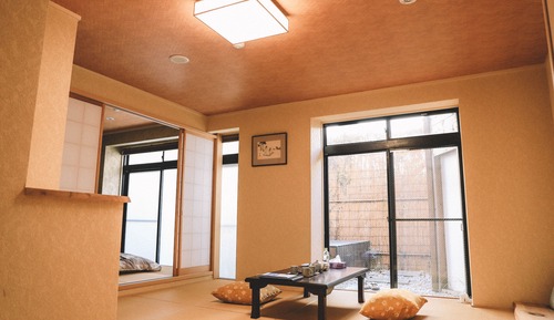 Room for 4 Guests, with Shower No.8