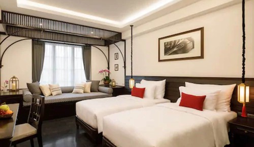 Deluxe Room, City View