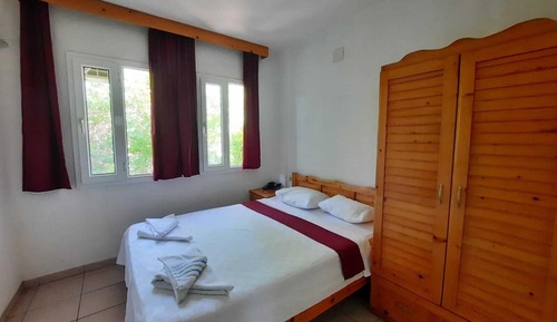 Classic Apartment, 2 Bedrooms, Non Smoking, Pool View