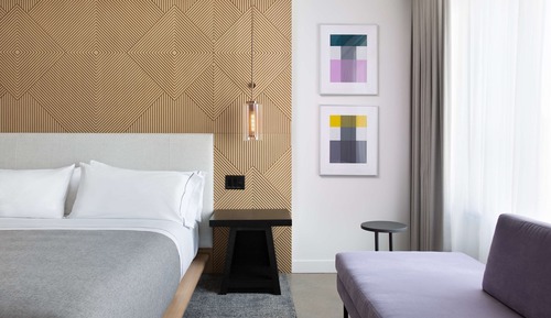 Room, 1 King Bed, Accessible, Patio (Hearing)