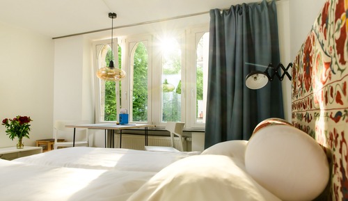 City studio, Parkview (W2)