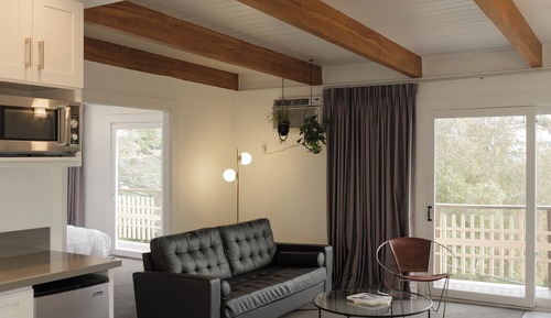 Hollywood Hillside View Suite