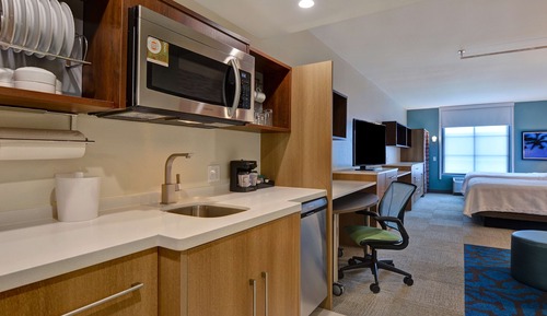 Studio, 2 Queen Beds, Accessible (Hearing)