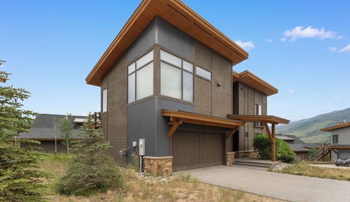 House (3 Bedrooms)