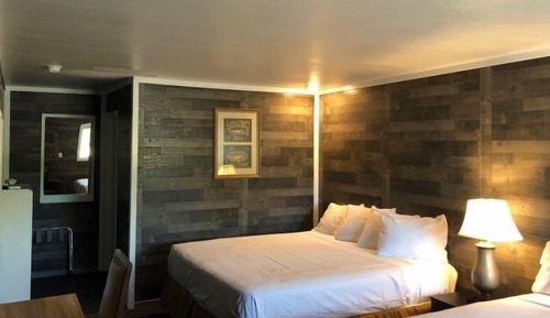 Deluxe Room, Multiple Beds