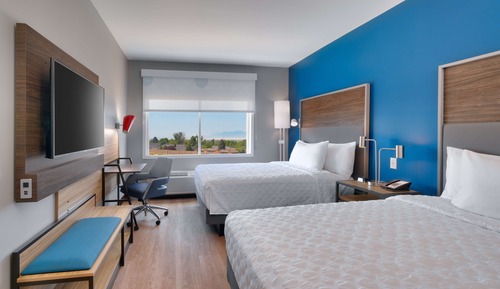 Room, 2 Queen Beds, Accessible (Hearing)