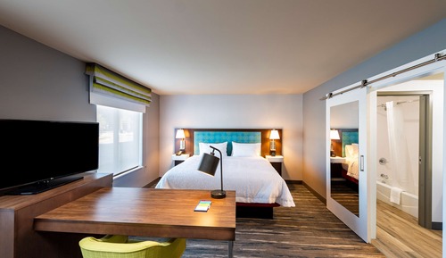 Suite, 1 King Bed, Accessible, Refrigerator & Microwave