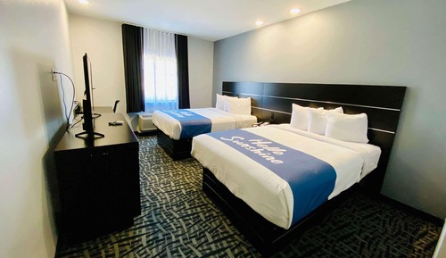 Deluxe Room, 2 Queen Beds, Accessible, Non Smoking (Mobility)