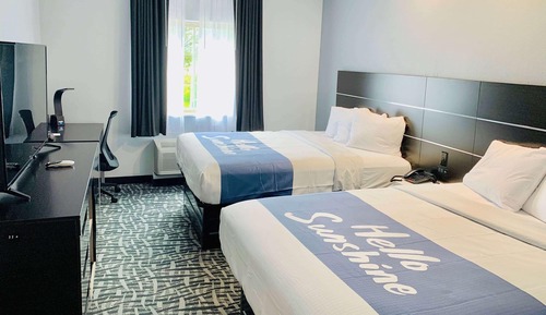 Room, 2 Queen Beds, Non Smoking