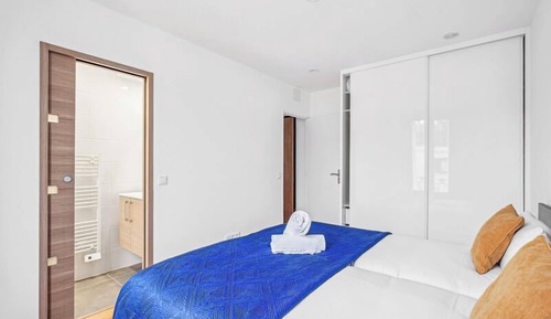 Deluxe Apartment