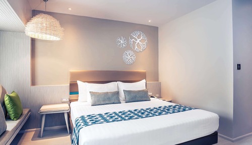 Standard Room, 1 King Bed