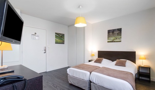 Standard Studio (Twin Beds)