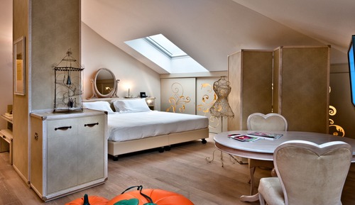 Suite, 1 Queen Bed