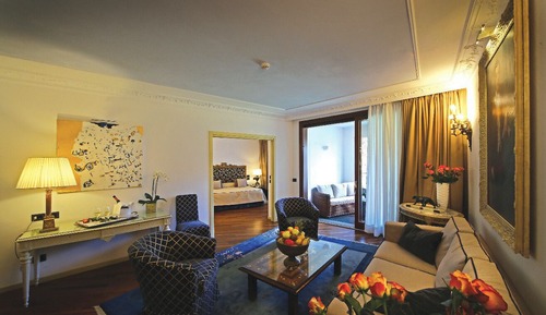 Exclusive Suite