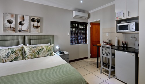 Luxury Double Room, Private Bathroom, Ground Floor