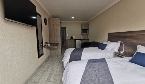 Comfort Twin Room
