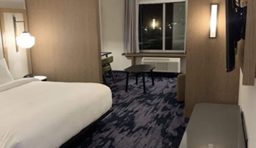 Suite, 1 King Bed with Sofa bed, Non Smoking (Hearing Accessible)