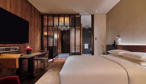 Superior Room, 1 Queen Bed, Non Smoking, Garden View