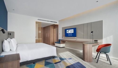 Standard Room, 1 King Bed (High Floor)