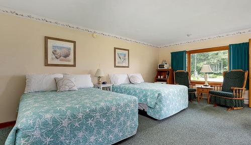 Deluxe Room, 2 Queen Beds, Garden View