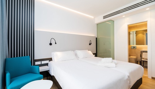 Deluxe Double or Twin Room, Balcony