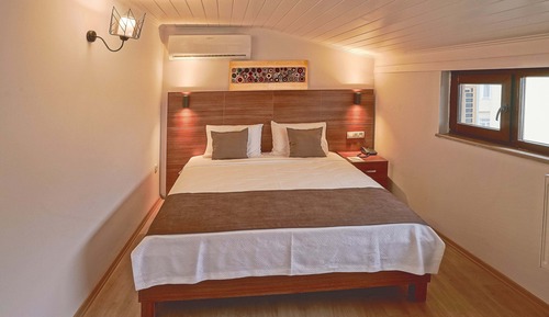 Suite, Jetted Tub, Sea View