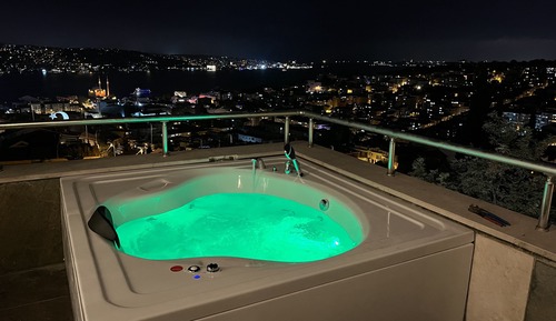 Panoramic Suite, Jetted Tub, Sea View