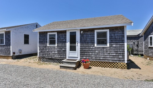 Cottage 6 - 2 Bedrooms, Beach View