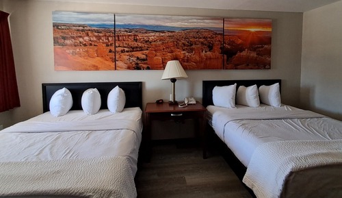 Room, 2 Queen Beds, Non Smoking