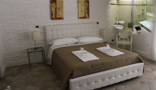 Luxury Suite, City View