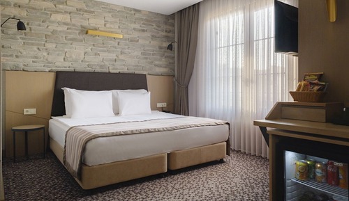 Deluxe Double Room, Terrace, River View