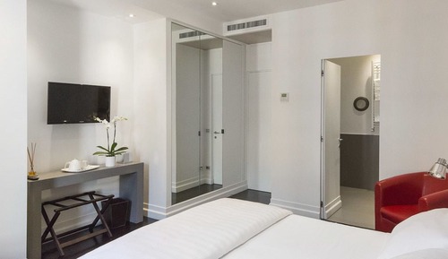 Deluxe Double Room, City View